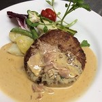 ピノキオ - キノコのクリームソースハンバーグ