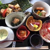 なだ万 シャングリ・ラ ホテル 東京店 - 