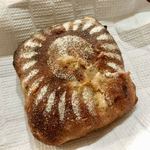 Pane Ho Maretta - パッションフルーツ×グレープフルーツ×チョコレートのセーグル ￥230+税