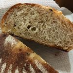 Pane Ho Maretta - ブラックペッパーがよく効いている