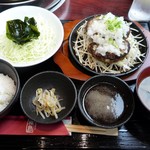 ジンギスカン霧島 - ﾗﾑﾊﾝﾊﾞｰｸﾞは1枚半