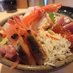 Sakanaya Bettei - 豪華海鮮丼のアップ 201808