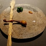 茶禅華 - 鳩のモモ肉