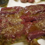 大野屋 - あぶり牛レバ