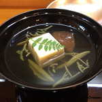 八重さわ - 海胆豆腐の吸物
