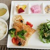 ラ・ベルコリーヌ - 料理写真:週替わりワンプレート　お魚（サーモンのイタリアンソース）880円