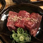 炭火焼肉ホルモン 徳臓 - ハラミハーフ