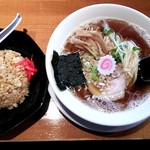 中華そば とみ屋 - 