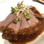 nobu’s - ローストビーフ半分