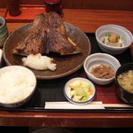 備長炭火焼 じげ - 全体