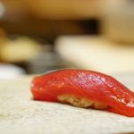 鮨 由う - 赤身漬け