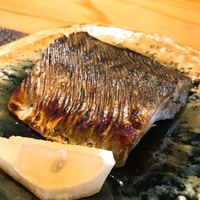 和食 ふじ波 - 背に入れられた包丁が見えますか？