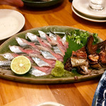 魚市場 小松 - サンマの刺身