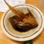 魚市場 小松 - 鯛のアラ煮