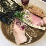 人力俥 - 限定麺最凶煮干ぞば！紫タマネギが鮮やか！