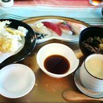 レストラン地魚料理 垂水亭 - 旬菜にぎり990円　ハーフバイキング付き