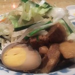 阿里城 - 魯肉飯 702円(税込)