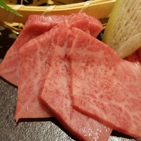 牛刺しと焼肉 仔虎 クリスロード店 - 