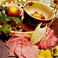 牛刺しと焼肉 仔虎 クリスロード店 - 