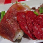 ビストロ アオキ - プロシュート、ドライサラミ