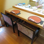 あじろ - カウンター席と個室が有ります♪