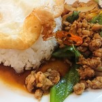 酒とタイ料理 センチャン - ・汁気たっぷり（ちょっと過ぎる）