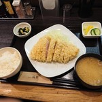 霧降高原豚上ロース定食（2480円）2018年8月