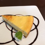 cafe juju - 別発注のチーズケーキ