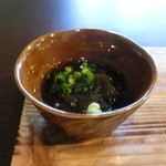 まんなか - モズク酢