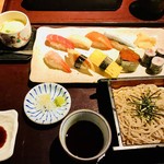 釧路ふく亭 - 特選ランチ寿司セット。