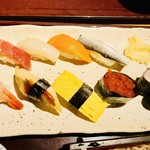 釧路ふく亭 - 特選ランチ寿司セット。お寿司アップ。