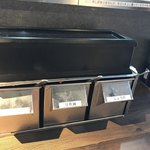 卓上のポッド、おろしショウガ有り