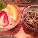 えちごやきゅ～ぴ～ - スパサラダ、レバニラ