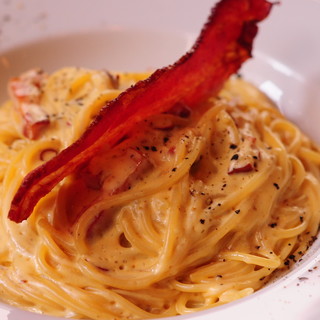 It's sure to be addictive! Rich "Devil's Carbonara"