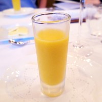 シェ・コーベ - 小林　誠シェフ「千葉産コールドラッシュのスープ」