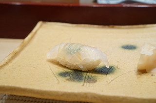 Ginza Sushi Kanesaka - 鯛の昆布〆