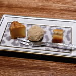 中華たかせ - 月餅、パイナップルケーキ