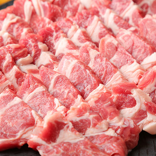 Excellent freshness! The finest raw lamb meat with zero odor!