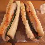 ブランジュリー パリの空の下 - ラスカスのサンドイッチ