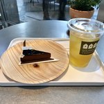 ザ マンダリン オリエンタル グルメショップ - 柚子とすだちのチョコレートタルト 2017/06/19