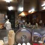 ラーメンショップ さつまっ子 スペシャル21 - 店内（本日の座席より右まわり）➡