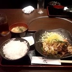 焼肉 一徹 - 焼肉定食　880円全体