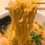 らぁ麺 水嶋 - 鶏白湯ラーメンの麺