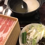 しゃぶ葉 - 白だし と豆乳