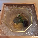 松川 - 鮑酒蒸し、雲丹、若布