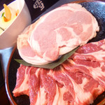 成吉思汗 大黒屋 - ラムロールと生ラム