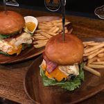 ヒッチ ハイカーズ バーガー スタンド - 