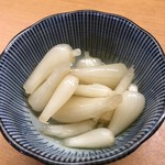 お茶漬け・おむすび よこやま - ミニサイズのらっきょう