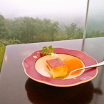 ホテルグランド天空 - りんごケーキ・アプリコット