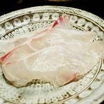 にい留 - アクセサリーにしてみたいほど輝いていた、真鯛